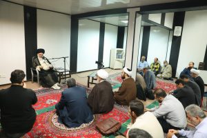 آیت الله حسینی بوشهری در جمع مسئولین پارکهای علم و فناوری کشور