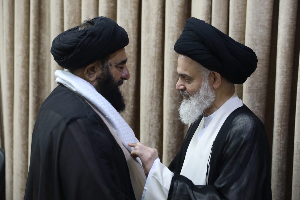 دیدار جمعی از علمای شیعه در آفریقای جنوبی، افغانستان، بنگلادش، پاکستان و سوریه با آیت الله حسینی بوشهری