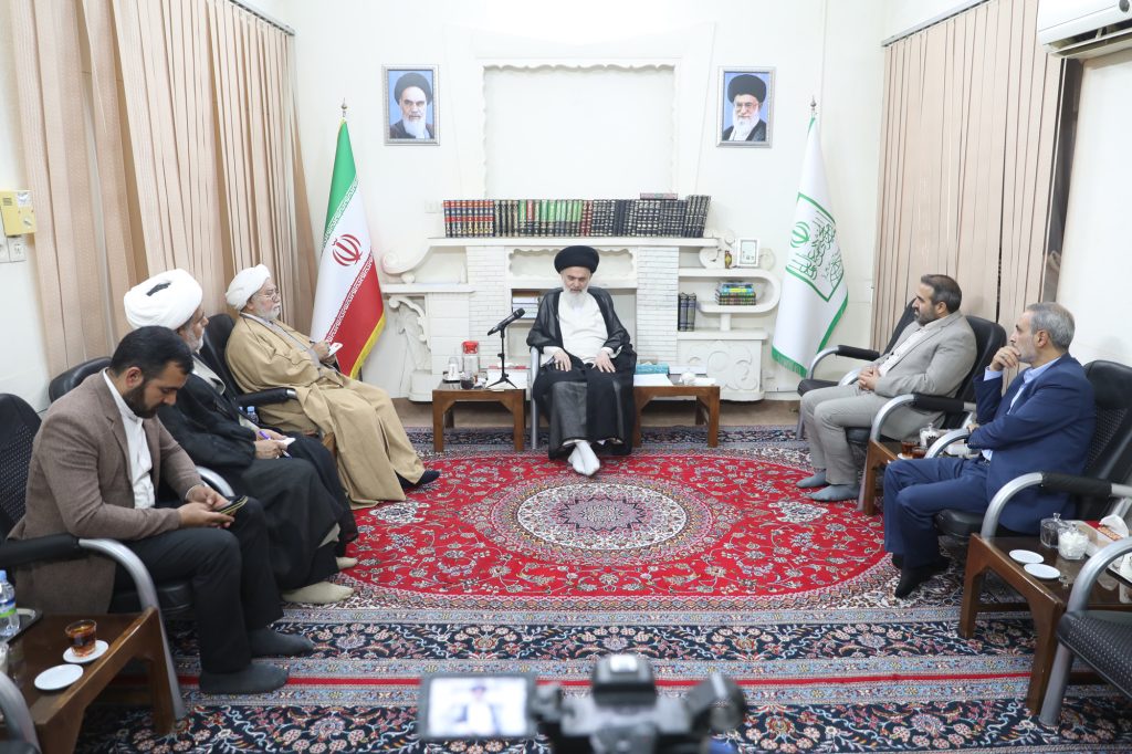 آیت الله حسینی بوشهری در دیدار مسئولین بسیج اساتید دانشگاه آزاد