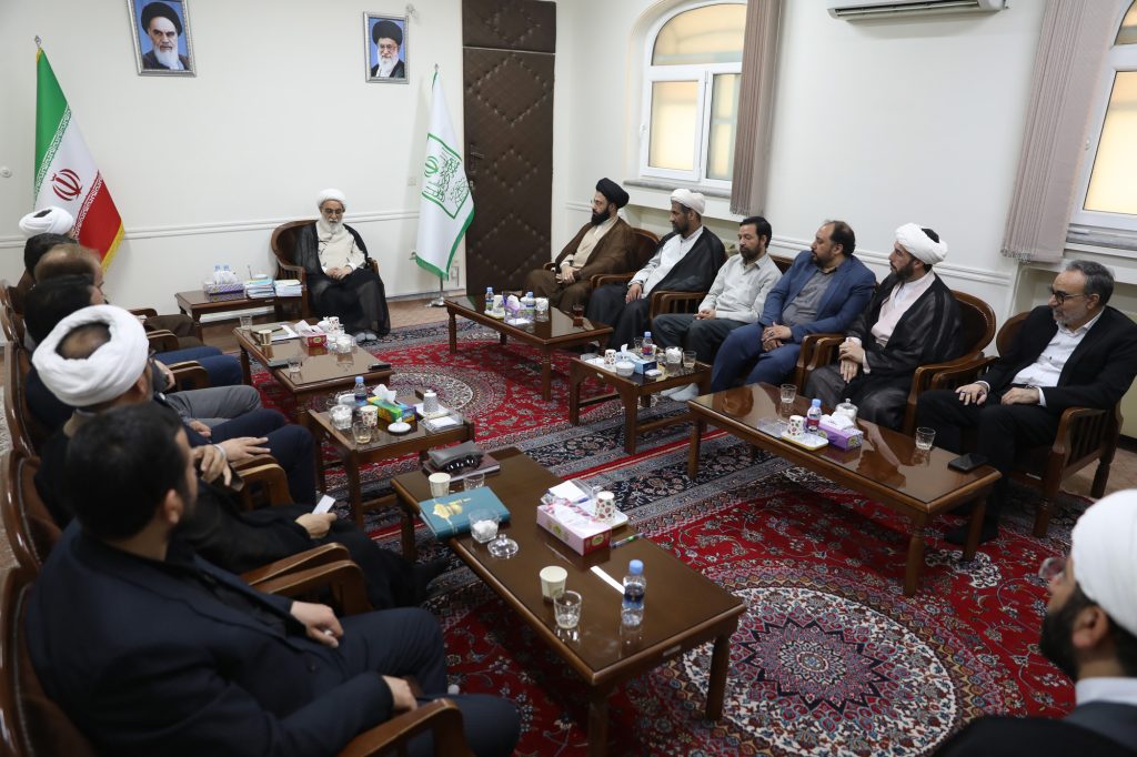 آیتالله شبزندهدار در دیدار مسئولان دفتر تدوین متون درسی حوزه