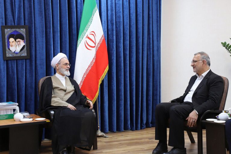 دیدار دکتر زاکانی شهردار تهران با مدیر حوزه های علمیه آیت الله اعرافی