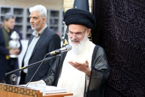 آیتالله حسینیبوشهری در آیین غبارروبی امامزاده موسی مبرقع(ع): توسعه حرم امامزاده موسی مبرقع(ع) زمینه ساز رونق فرهنگی و اجتماعی قم است