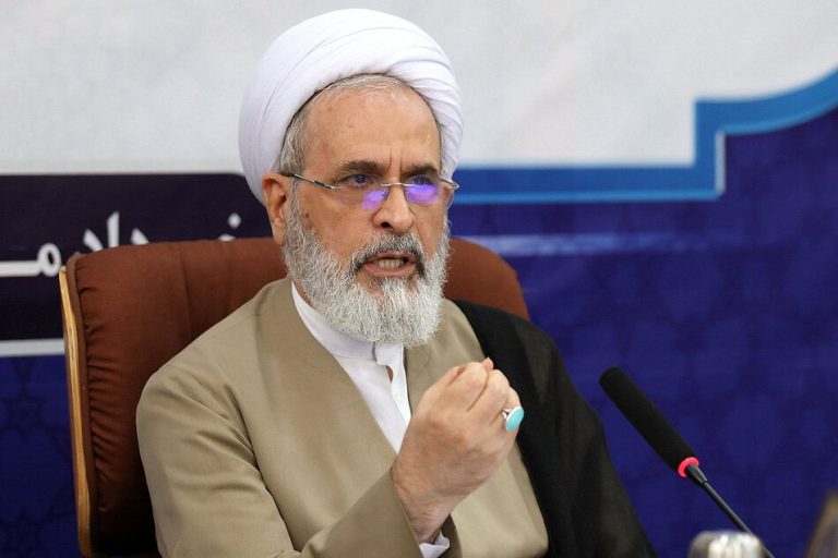 آیت‌الله اعرافی در اجلاسیه «مدیران حوزه‌های علمیه استان‌ها»: مدیران حوزه نسبت به پیام مقام معظم رهبری آتش به اختیار عمل کنند