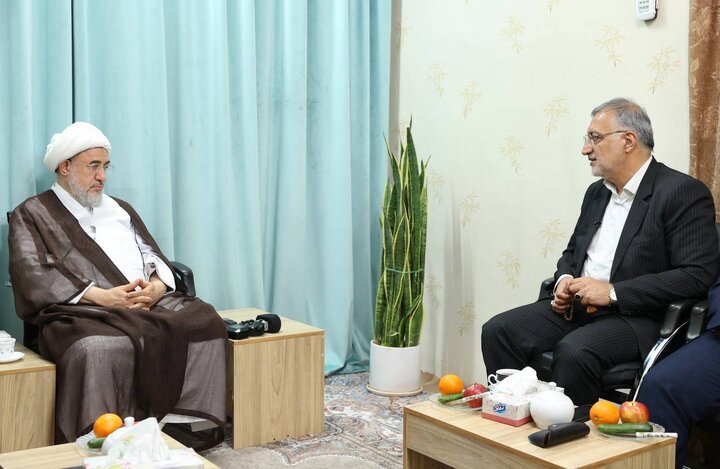 دیدار دکتر زاکانی شهردار تهران با آیت الله محسن اراکی