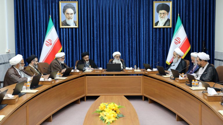 آیتالله شبزندهدار در دیدار جمعی از روحانیون جانباز و ایثارگر: