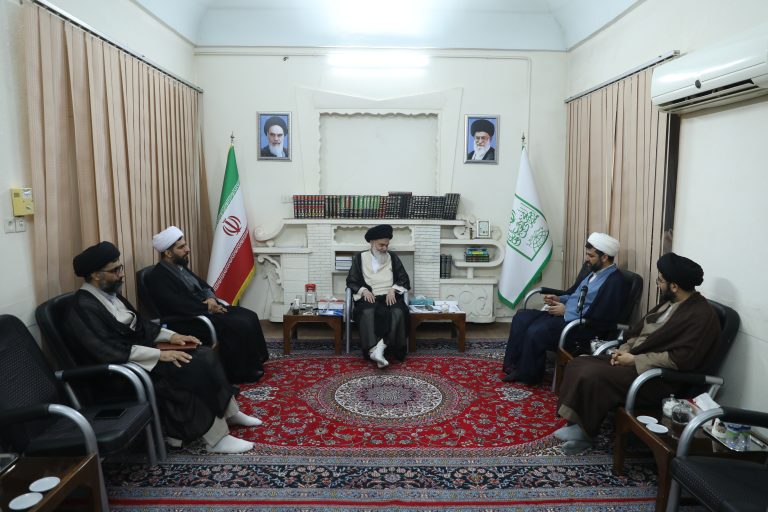 آیت الله حسینی بوشهری در دیدار رئیس بنیاد رسول رحمت: رحمت نبوی به معنای نفی مواضع قاطع پیامبر در برابر متجاوزان نیست / سیره جهادی پیامبر، بخش جدایی ناپذیر تاریخ اسلام است