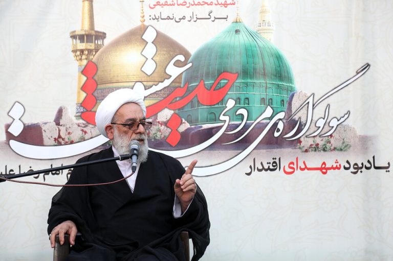 حجت الاسلام و المسلمین فرخ‌فال: مشیت الهی مانع تجزیه ایران شد