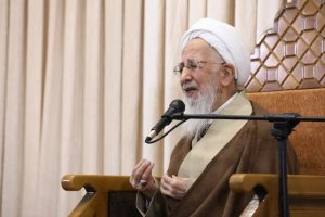 آیت الله العظمی جوادی آملی: طلاب تنها به درس و بحث اکتفا نکنند