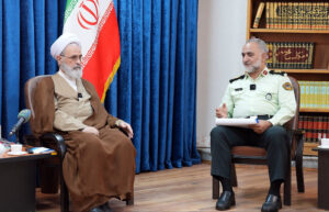 آیت‌ الله اعرافی در دیدار فرمانده انتظامی استان قم: مسئولیت آسیب‌های اجتماعی را نمی‌توان متوجه یک دستگاه کرد
