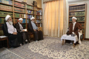 آیت‌الله العظمی مکارم شیرازی در دیدار برگزارکنندگان همایش پیشتازان نهضت اسلامی: بزرگداشت بزرگان، ادای حق آنان و تشویق نسل‌های آینده است