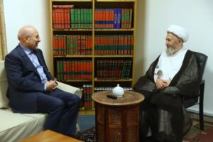 آیت الله العظمی سبحانی در دیدار با محمدباقر قالیباف بر لزوم توجه ویژه مسئولان به مشکلات معیشتی مردم تأکید کرد