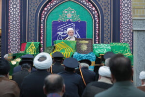 آیت الله اراکی در آیین غبارروبی امامزاده موسی مبرقع(ع): هر جا ذکر خدا باشد حیات وجود دارد