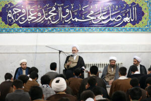 دیدار آیت الله اعرافی با طلاب مدرسه امراللهی