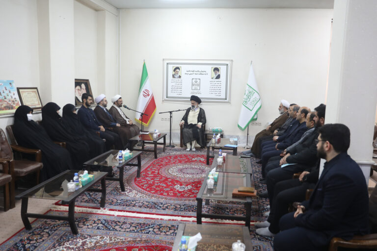 آیت الله حسینی بوشهری: اگر فرهنگ شهادت نهادینه شود، انسان در برابر دشمن تسلیم نخواهد شد