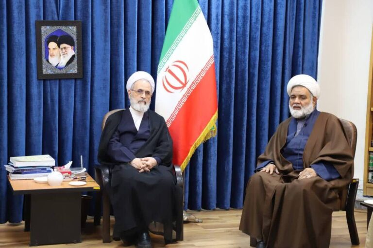 آیت الله اعرافی در دیدار فرمانده تیپ مستقل83 روحانیون رزمی-تبلیغی امام صادق(ع): تیپ امام جعفر صادق از ارکان تاریخی و انقلابی حوزه‌های علمیه است