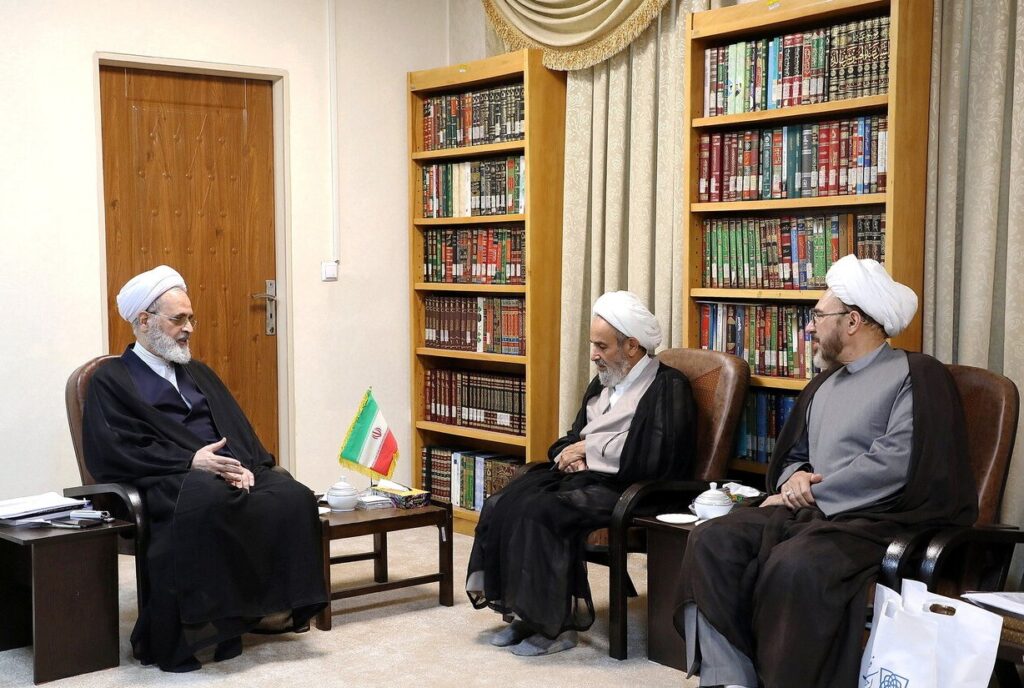 آیت‌الله اعرافی در دیدار حجت‌الاسلام والمسلمین فلاح‌زاده2