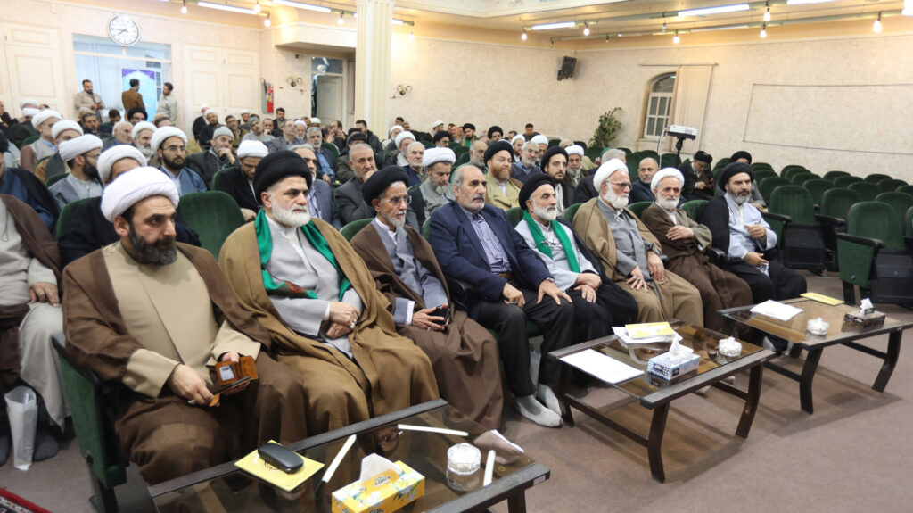 همایش ائمه جماعات و هیئت امنای مساجد اعتکاف استان قم (آذر 1404) 8