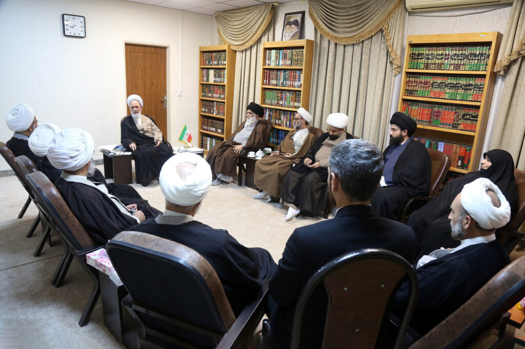 دیدار آیت الله اعرافی با اعضای «پیشتازان نهضت اسلامی؛ آیت‌الله یزدی(ره)»1