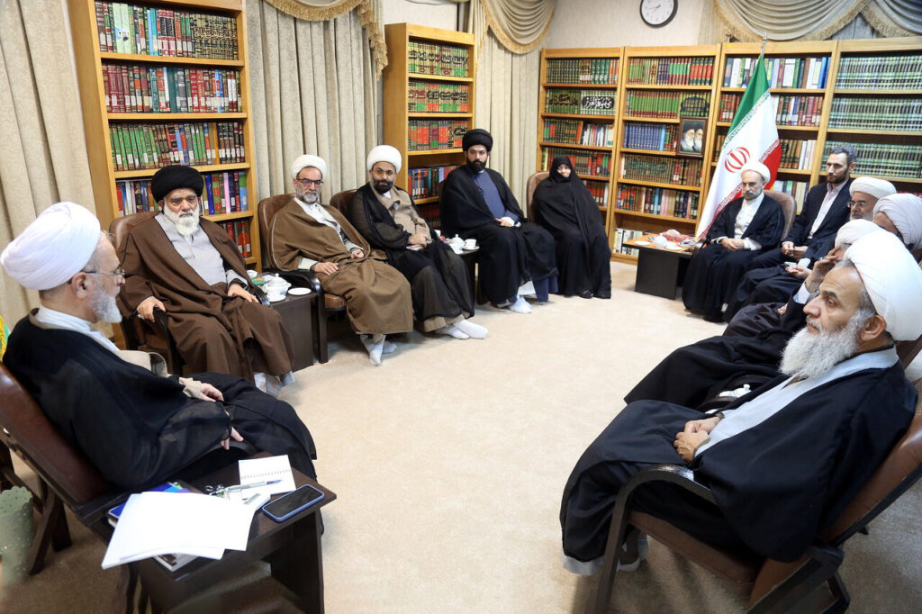 دیدار آیت الله اعرافی با اعضای «پیشتازان نهضت اسلامی؛ آیت‌الله یزدی(ره)»