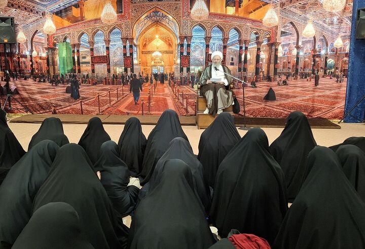 دیدار طلاب خواهر استان گیلان با آیت الله محسن فقیهی