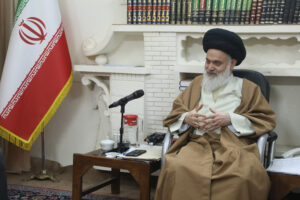 دیدار مدیرکل ثبت احوال استان قم با آیت الله بوشهری3