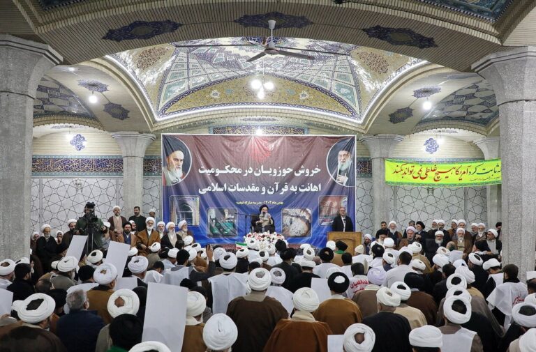 آیت الله خاتمی: اغتشاشات اخیر، کودتای شکست خورده علیه نظام بود / اغتشاشگران باید به اشد مجازات محکوم شوند