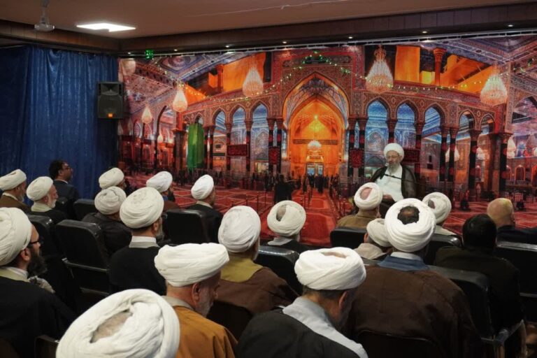 آیت الله فقیهی: دفاع از اصل نظام به معنای سکوت در برابر سوء مدیریت‌ها نیست / مسئولان هرچه سریع‌تر وضعیت اقتصادی را سامان دهند