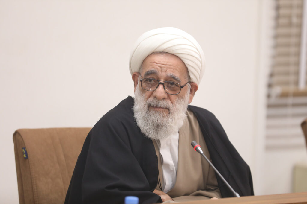 حضور رئیس صدا و سیما در جلسه جامعه مدرسین (دی ماه 1404) (18)