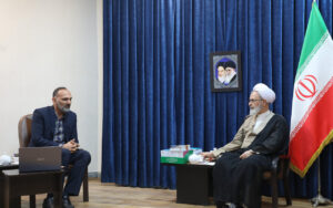 آیت الله اعرافی در دیداربا مدیر عامل شرکت توزیع برق استان قم