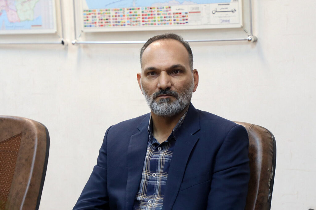 آیت الله اعرافی در دیداربا مدیر عامل شرکت توزیع برق استان قم1