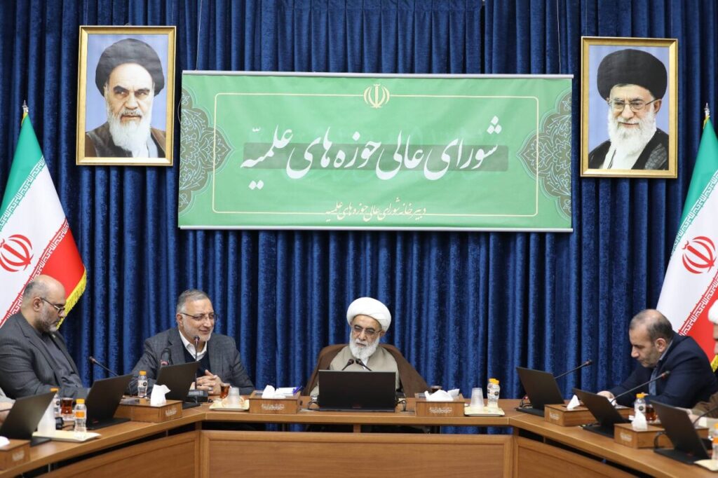 آیت الله شب زنده دار در دیدار با شهردار تهران1 Copy