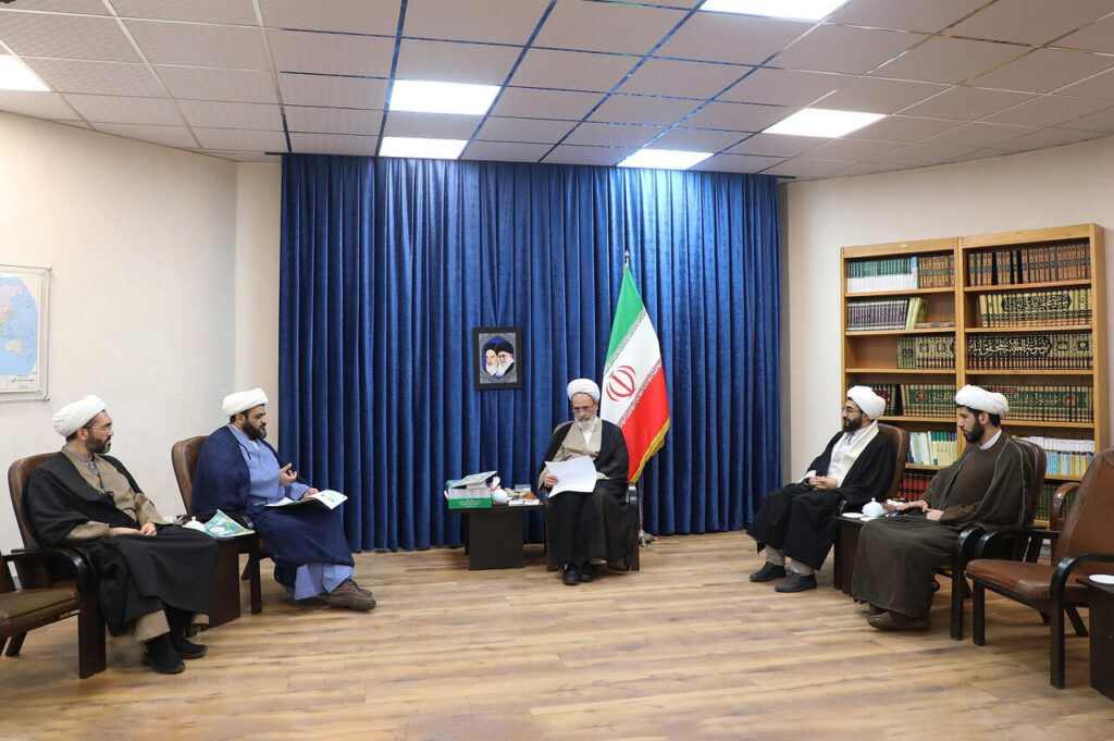 آیت لله اعرافی در دیدار با شورای تشکیل فراگیر گروه های تبلیغی2