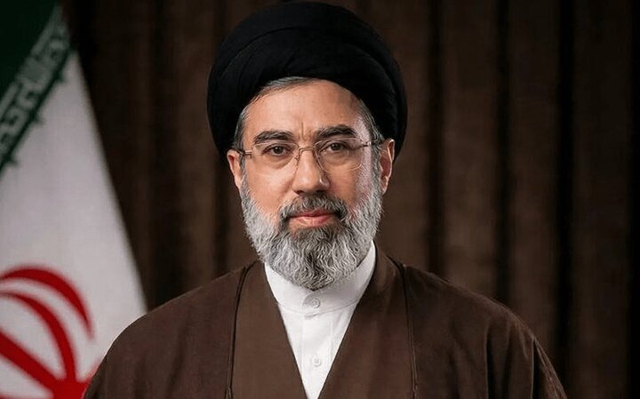 بیعت جامعه مدرسین حوزه علمیه قم با رهبر جدید انقلاب اسلامی