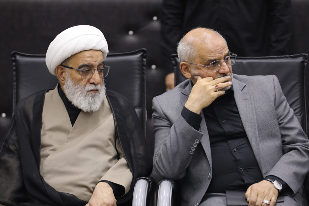 دیدار رئیس جمهور با اعضای جامعه مدرسین 7 تیر 1405 (14)