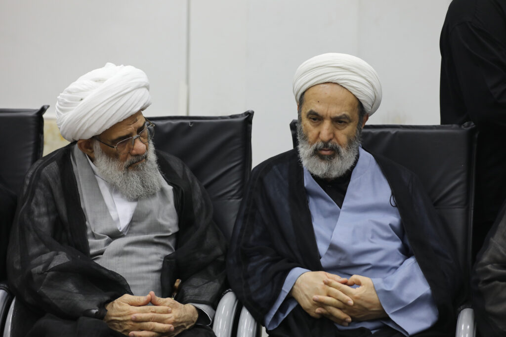 دیدار رئیس جمهور با اعضای جامعه مدرسین 7 تیر 1405 (17)