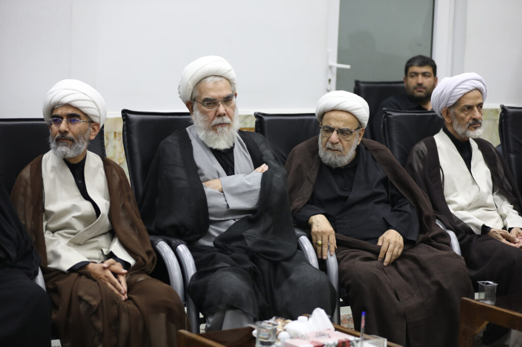 دیدار رئیس جمهور با اعضای جامعه مدرسین 7 تیر 1405 (5)