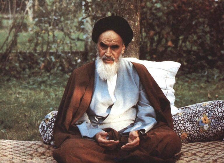 پیام جامعه مدرسین در آستانه سی و هفتمین سالگرد ارتحال امام خمینی(قدسسره)
