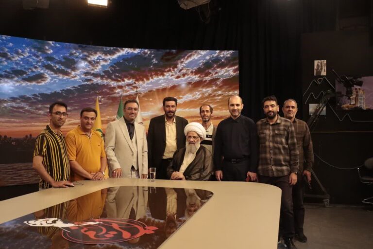 بازدید آیت الله ملکوتی از صدا و سیمای استان آذربایجان شرقی