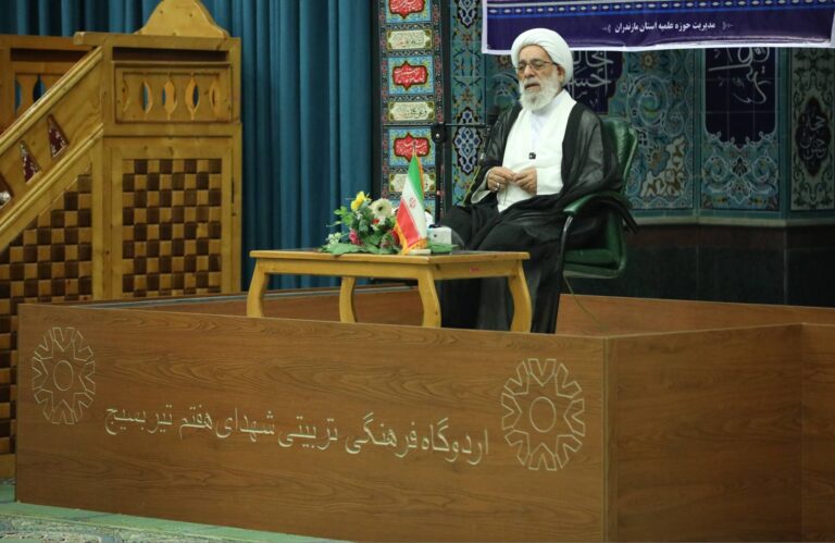 حجت الاسلام والمسلمین فرخ فال در جمع طلاب و اساتید مدرسه علمیه المهدی(عج) رامسر