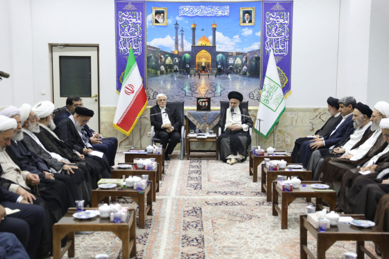 معاون اول رئیس جمهور در جمع اعضای جامعه مدرسین حاضر شد